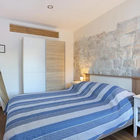 With A Parking Space - 19051 Apartman Omiš